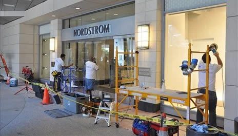 Real storefront work-site setup