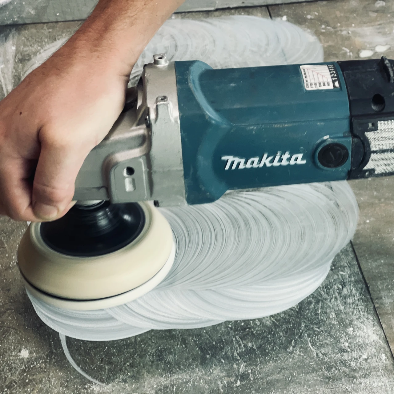 Real rotary tool operating on glass
